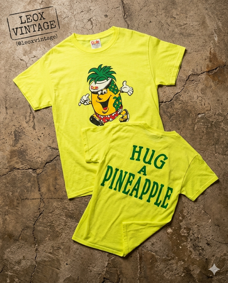 Vintage Dole Hawaii Pineapple Graphic T-Shirt
