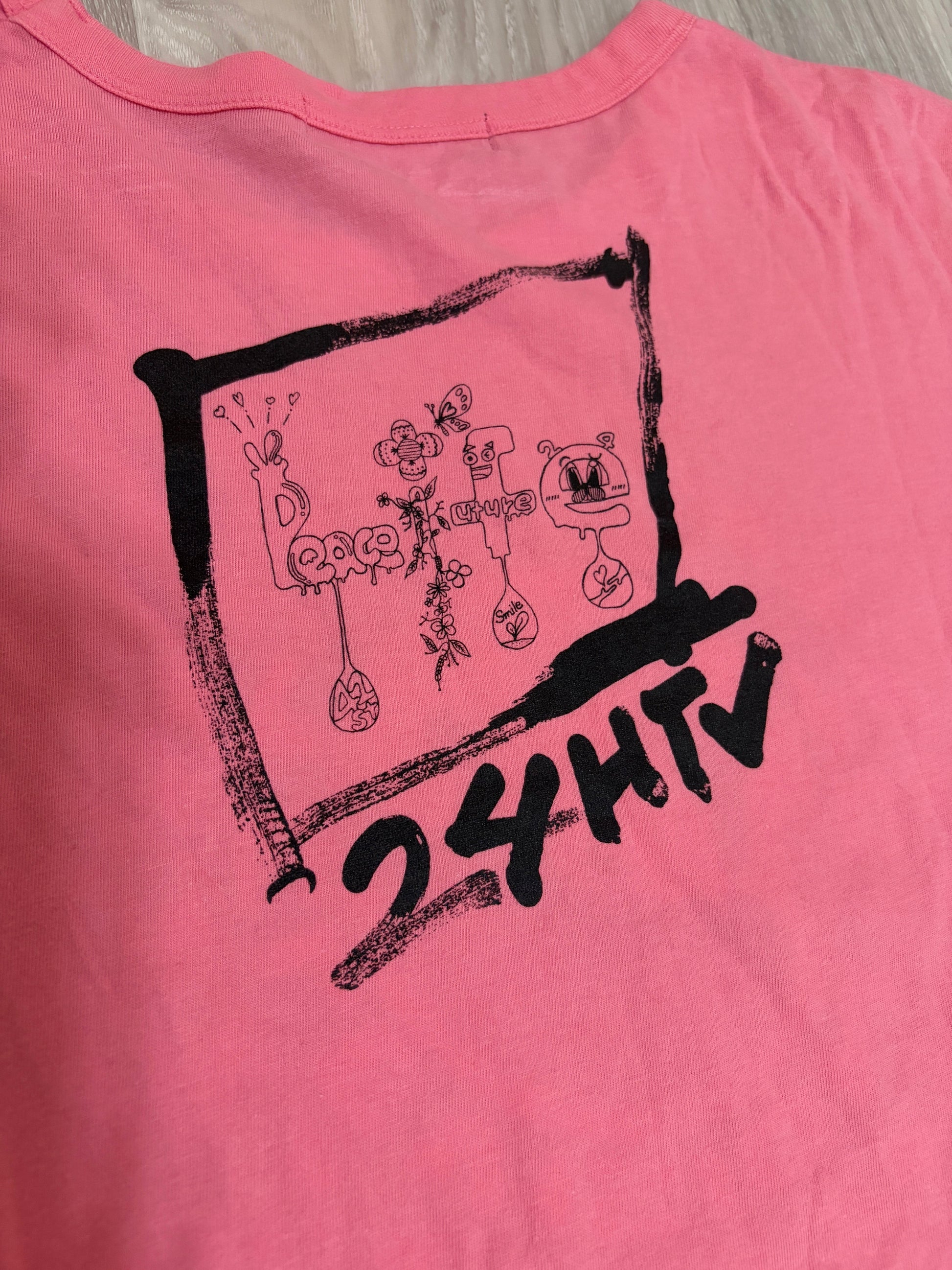 Leox Hub pink vintage 2018 Japan 24 Hours TV charity t-shirt with Hattie Stewart graphic print