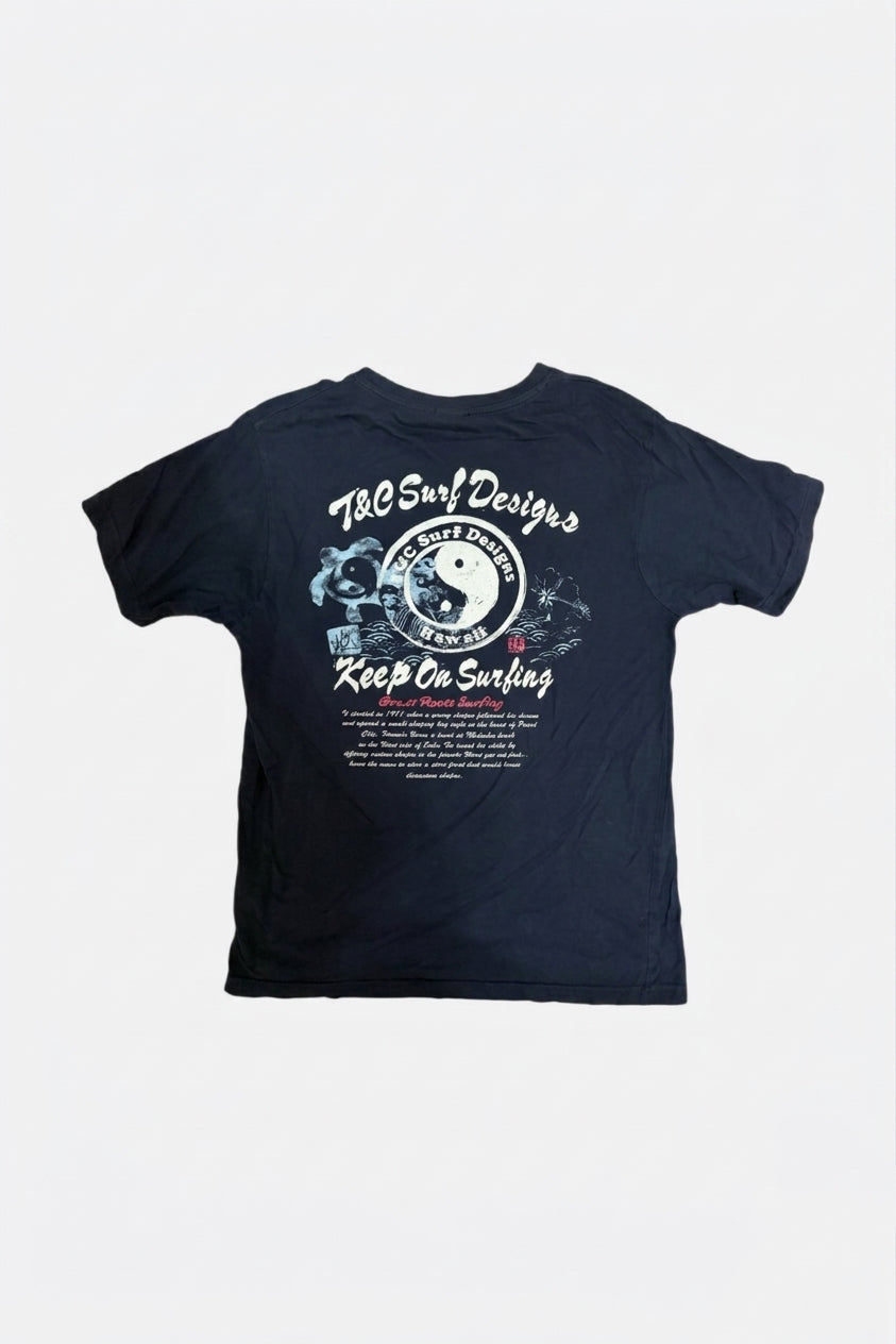 Leox Hub T&C Surf Designs Hawaii t-shirt featuring classic yin yang logo graphic print