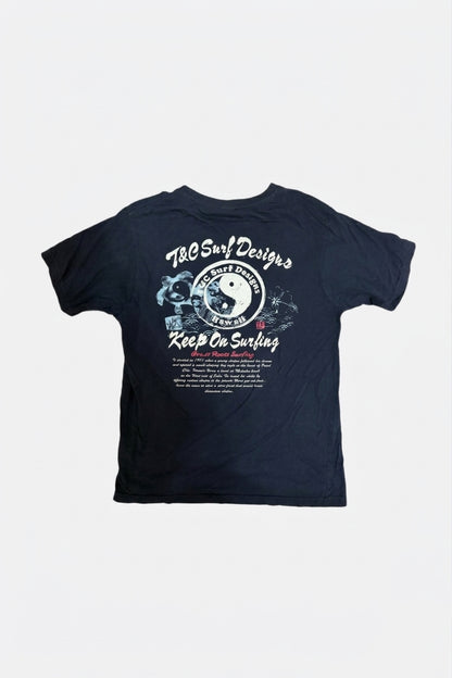 Leox Hub T&C Surf Designs Hawaii t-shirt featuring classic yin yang logo graphic print